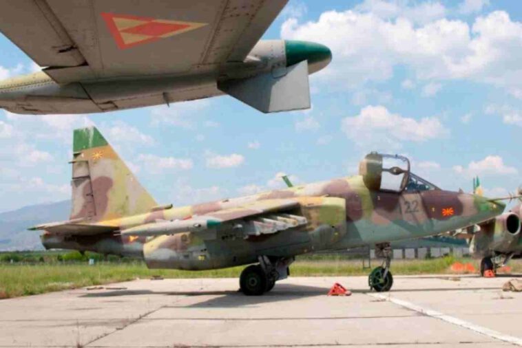 طائرة Su-25 مقدونية