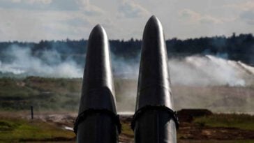 هرمجدون نووي شامل.. بوتين "قد يُطلق صاروخًا نوويًا في أوكرانيا إذا شعر بهزيمة عسكرية" - جنرال بريطاني