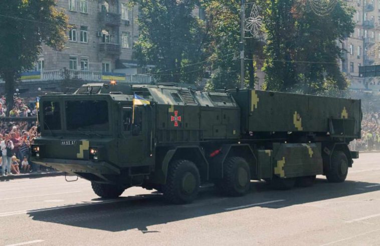 هل نظام Grim الأوكراني الصنع هو الذي تم استخدامه في الهجمات على قاعدة ساكي الروسية في شبه جزيرة القرم؟