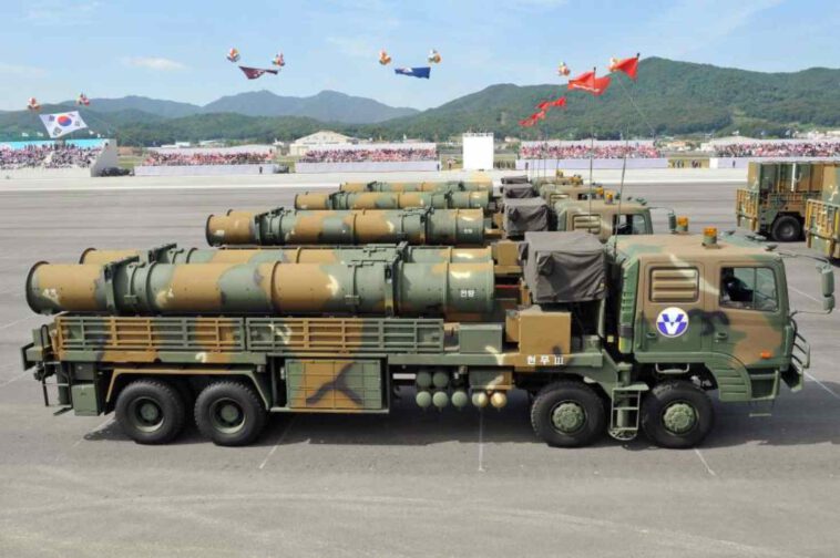 كوريا الجنوبية والولايات المتحدة تطلقان 4 صواريخ في بحر اليابان