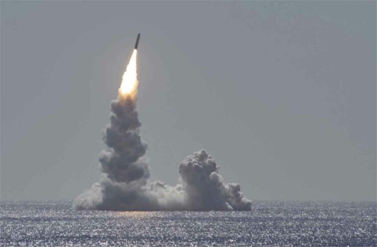 شركة لوكهيد مارتن تفوز بعقد قيمته 580 مليون دولار لإنتاج صواريخ ترايدنت 2 النووية