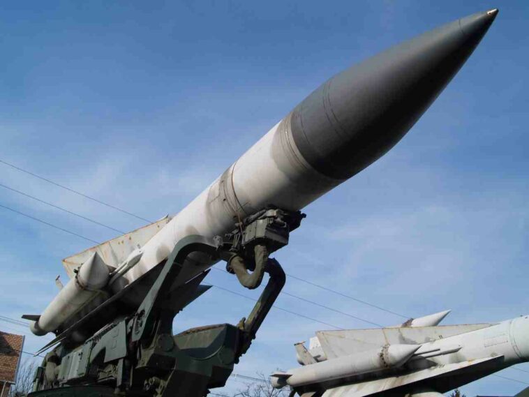 صاروخ كوري شمالي عليه كتابات روسية أُطلق الأسبوع الماضي قد يكون S-200 - سيول