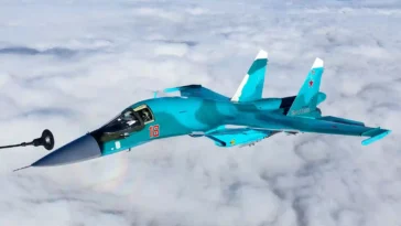 قاذفات Su-34 الروسية تنفذ "ضربات مؤلمة" على أوكرانيا؛ ووزارة الدفاع تدعي مقتل المئات من المرتزقة