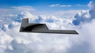قاذفة القنابل الشبحية B-21 مصممة لاختراق الدفاعات الجوية الصينية "المنيعة"؛ هل تستطيع بكين إيقاف "الرايدر"؟