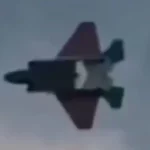 إيران تحاول إسقاط مقاتلة "مشابهة" لطائرة F-35 المقاتلة الشبح في أحدث تدريباتها العسكرية في الخليج العربي