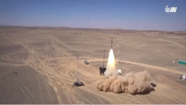 صحيفة إسبانية.. المغرب بدأ تشغيل أنظمة الدفاع الجوي الصاروخية الإسرائيلية Barak MX القادرة على إسقاط الطائرات المقاتلة على بعد 150 كم