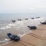 مركبات مدرعة برمائية تابعة لسلاح مشاة البحرية لجيش التحرير الشعبي الصيني
