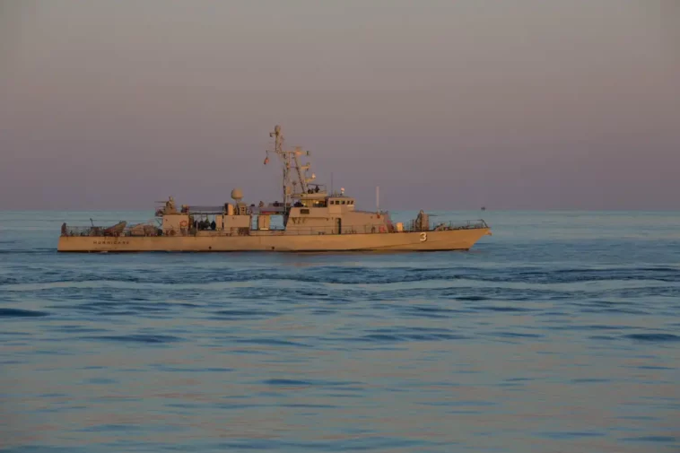 القوات البحرية المصرية تستلم 3 لنشات مرور بعيد من طراز "سيكلون" (فيديو)