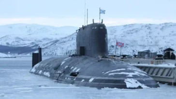 "جوهرة" البحرية الروسية.. بوتين يدرس نشر غواصات "ياسين" النووية بالقرب من الشواطئ الأمريكية بشكل دائم