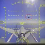 سو-27 روسية تفشل في إسقاط طائرة بدون طيار أوكرانية من طراز بيرقدار TB2 في قتال جوي قريب بالقرب من ساحل شبه جزيرة القرم (فيديو)