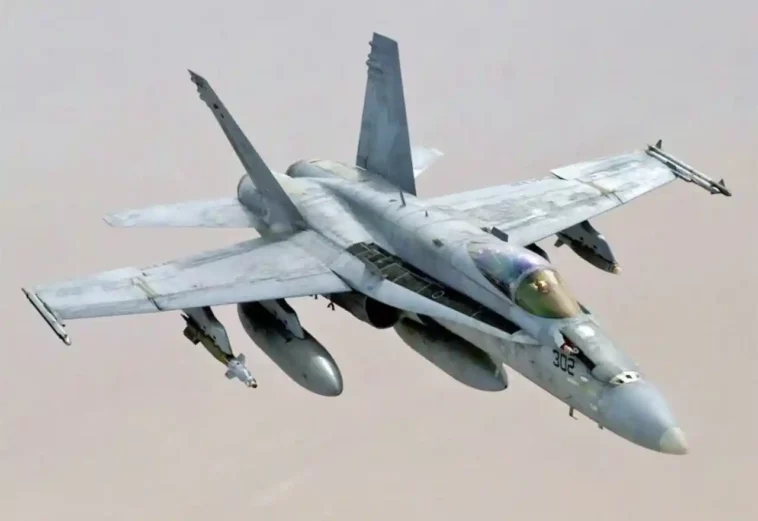 فنلندا تفكر في تزويد أوكرانيا بطائرات مقاتلة من طراز F/A-18 Hornet
