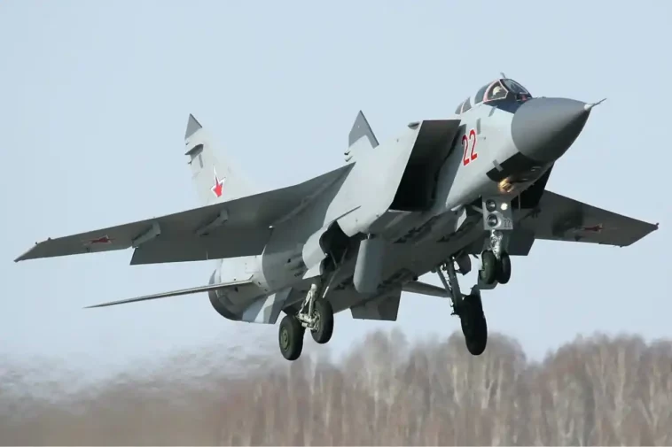 روسيا تسلح طائرتها MiG-31D بصواريخ مضادة للأقمار الصناعية، وطائرة IL-76 بأجهزة ليزر قتالية لتقليل الأصول الفضائية المعادية