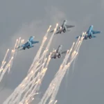 مقاتلات سو-35 روسية تطلق شعلات حرارية على طائرات MQ-9 أمريكية فوق سوريا وسط تنديد أمريكي شديد (فيديو)