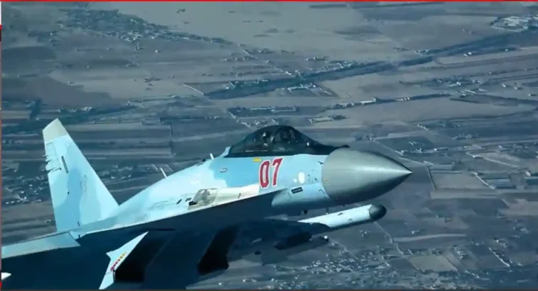 مقاتلة سو-35 سوبر فلانكر روسية "تُلحق ضررًا حادة" بمسيرة MQ-9 Reaper أمريكية في مواجهة أخرى فوق سوريا (فيديو)