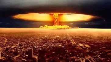 هذا ما سيحدث للكرة الأرضية في حال اندلعت حرب نووية بين روسيا والولايات المتحدة وفرنسا وبريطانيا