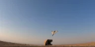 إيران تكشف عن نسخة جديدة من الطائرة المسيرة الانتحارية "شاهد 136" بمحرك نفاث