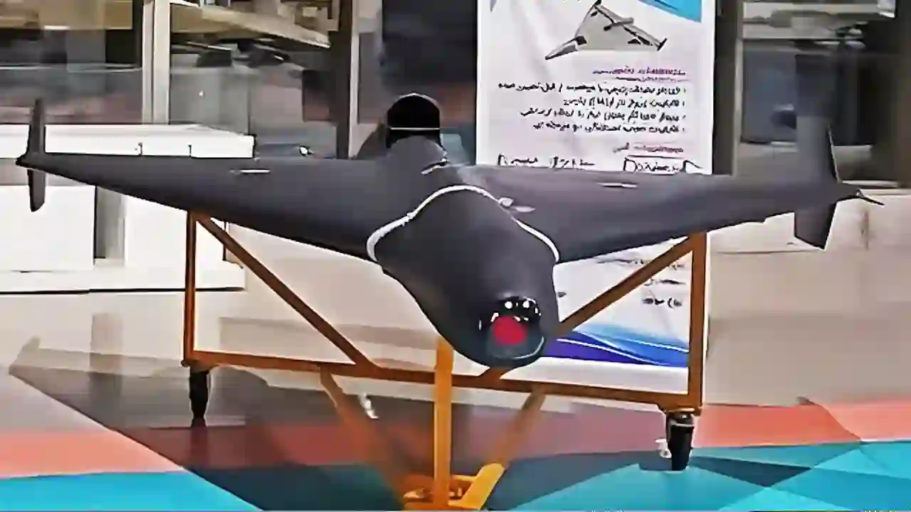 القوات الروسية تستخدم طائرة مسيرة انتحارية إيرانية جديدة من طراز شاهد ...
