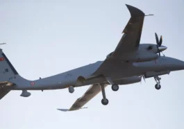 طائرة AKINCI C المسيرة التركية الصنع تكمل اختبار الطيران الأول بمحركها الجديد بقوة 1700 حصان (فيديو)