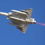 أساطير الطيران الروسي يجتمعون أمام Su-57E وYak-130M في العلمين