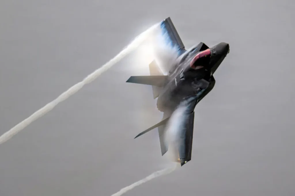 أمريكي 44 فقط من مقاتلات F 35 جاهزة للمهام