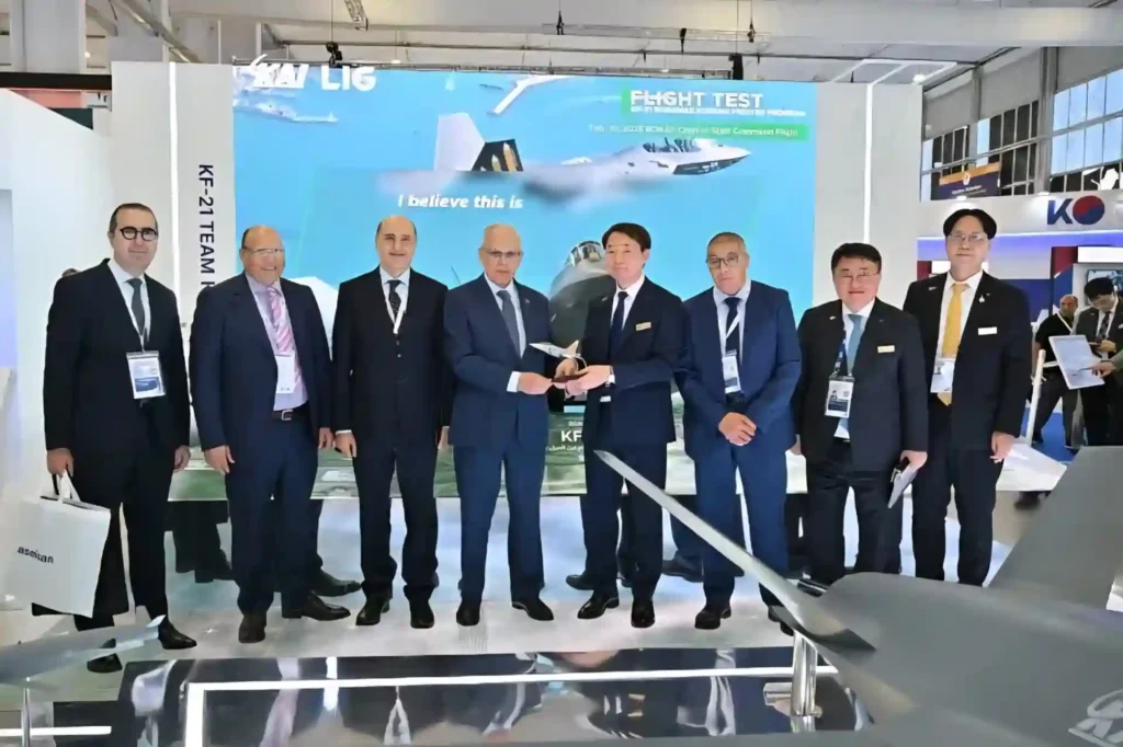 المغرب يقترب من FA-50 الكورية.. مقاتلة خفيفة بقدرات جو-جو وجو-أرض المغرب يقترب من FA-50 الكورية.. مقاتلة خفيفة بقدرات جو-جو وجو-أرض